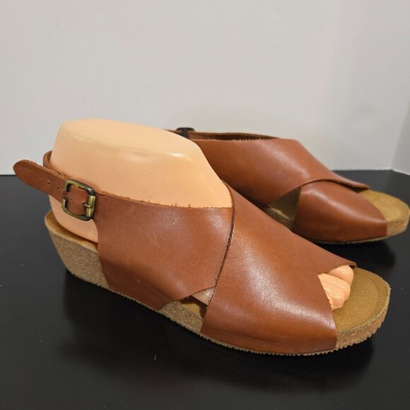 Eric Michael Sandals Slingback Thick Crossover Straps 38/7.5 Buckle Cork wedge - Picture 1 of 6